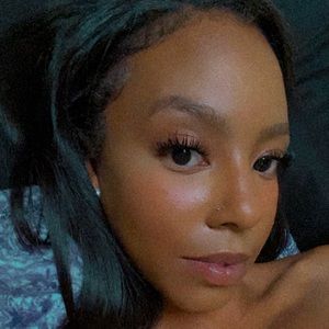 Meet your Posher, Tamina